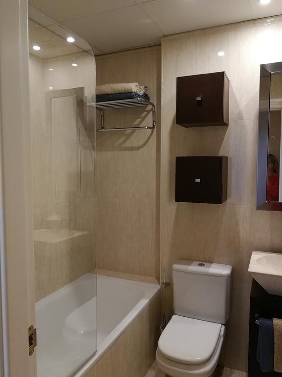 18 Torres El Pilar Apartman Zaragoza Kültér fotó